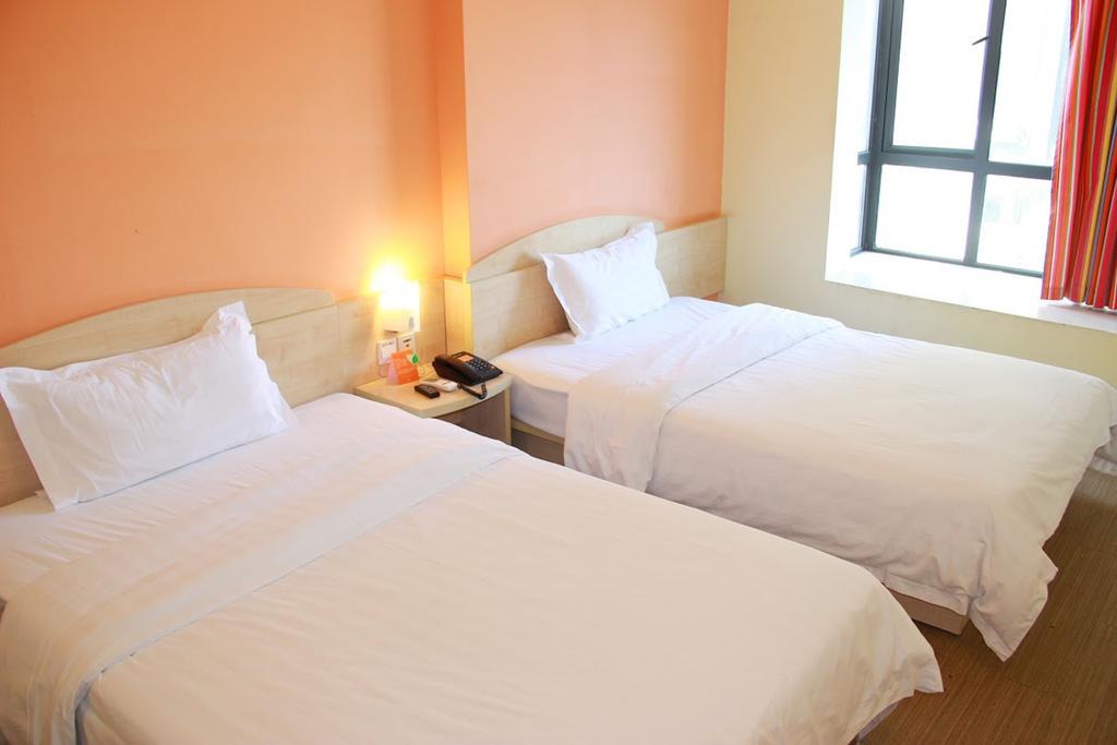 7Days Inn Guangzhou Kecun Branch Buitenkant foto