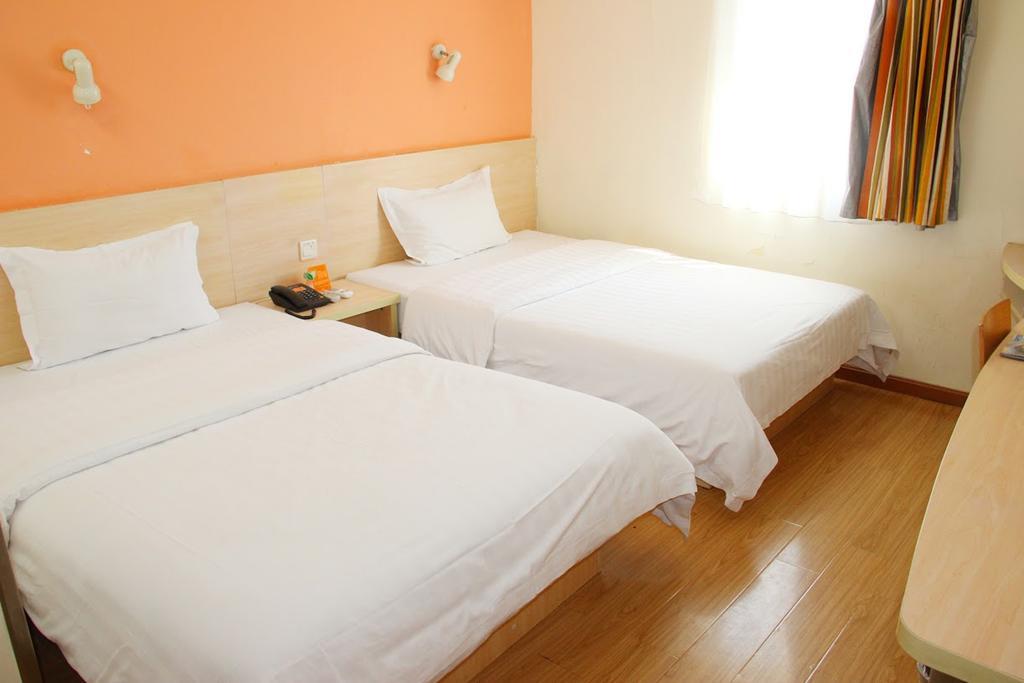 7Days Inn Guangzhou Kecun Branch Buitenkant foto